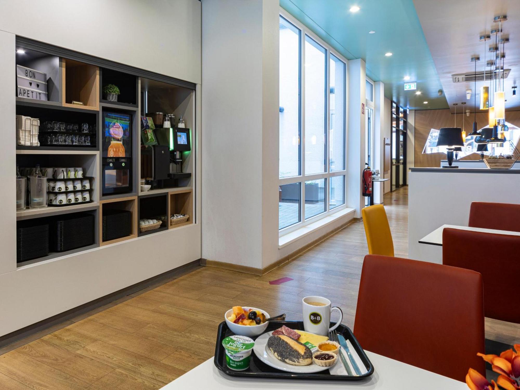 B&B Hotel Leipzig-City Екстериор снимка